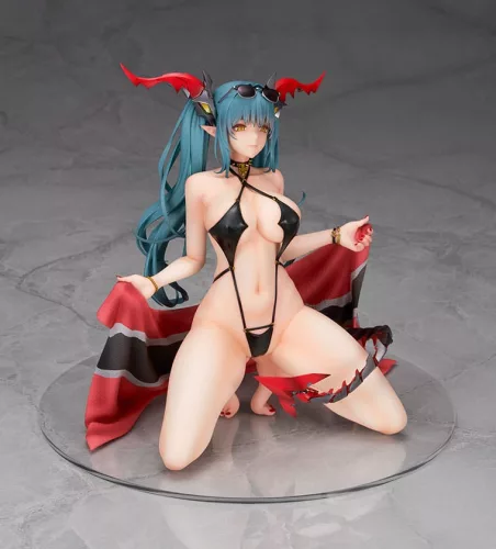 Azur Lane PVC Szobor 1/7 Regensburg Dark Dragon and the Coast of Light Ver. 16 cm
