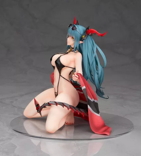 Azur Lane PVC Szobor 1/7 Regensburg Dark Dragon and the Coast of Light Ver. 16 cm