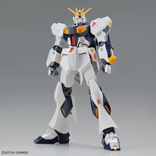 1/144 ENTRY GRADE NU Gundam Modell Készlet