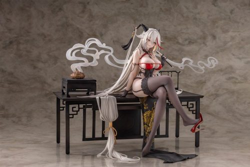 Azur Lane PVC Szobor 1/6 Agir Golden Dragon Among Auspicious Clouds Ver. 22 cm