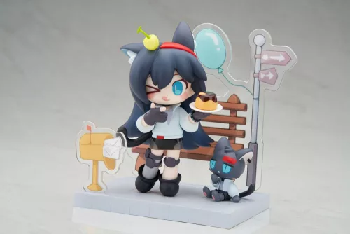 Arknights PVC Szobor Dessert Time Series Q-figure Blaze 11 cm