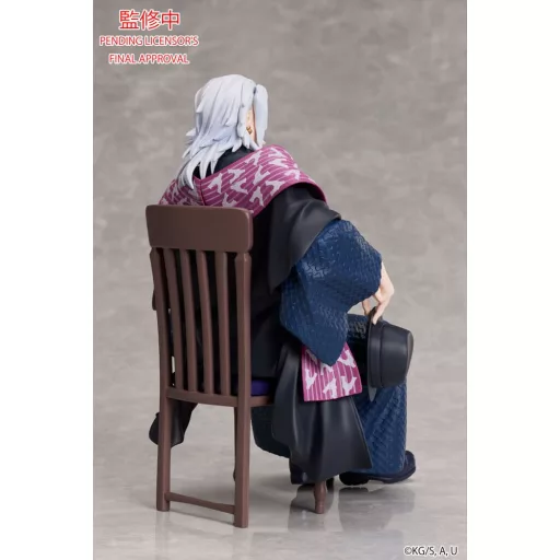 Demon Slayer: Kimetsu no Yaiba Szobor Tengen Uzui 17 cm