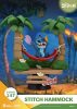 Lilo & Stitch D-Stage PVC Dioráma Stitch Hammock 13 cm