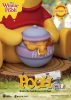 Disney Master Craft Szobor Winnie the Pooh 31 cm