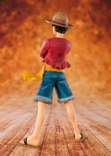 One Piece FiguartsZERO PVC Szobor Straw Hat Luffy 14 cm