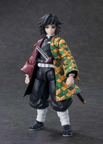 Demon Slayer: Kimetsu no Yaiba S.H. Figuarts Figura Giyu Tomioka 15 cm