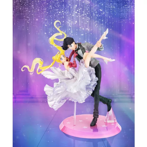 Sailor Moon FiguartsZERO Chouette PVC Szobor Usagi & Tuxedo Mask Moonlight Glow Edition 24 cm