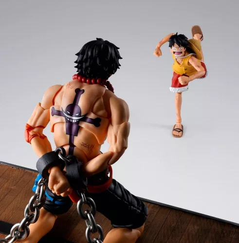 One Piece S.H. Figuarts Action Figure Portgas D. Ace -Marineford- 16 cm