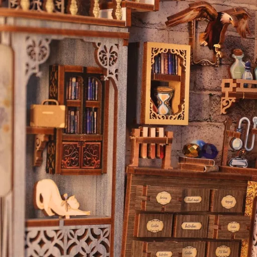 Book Nook Nebula Common Room 23 x 11 cm
