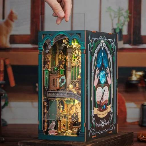Book Nook Darkness Common Room 23 x 11 cm