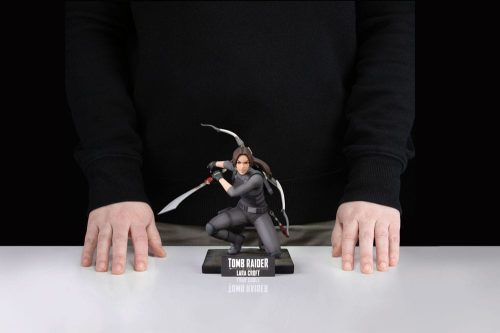 Tomb Raider PVC Statue The Legend of Lara Croft 19 cm