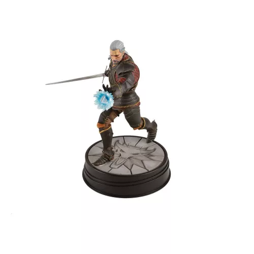 Witcher 3 Wild Hunt PVC Szobor Geralt Toussaint Tourney Armor 20 cm