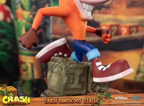 Crash Bandicoot Statue Crash Bandicoot Classic 32 cm