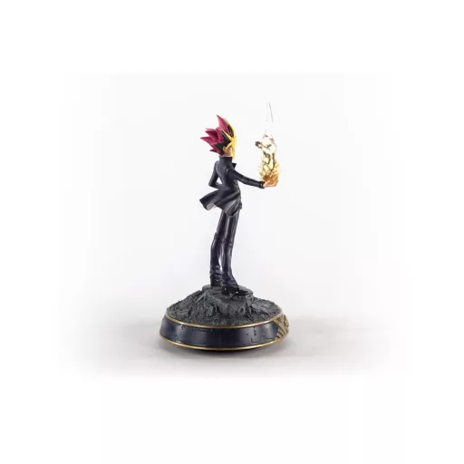 Yu-Gi-Oh! Szobor Yami Yugi 31 cm