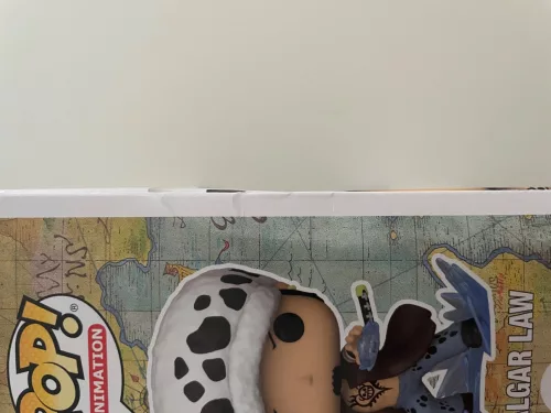 One Piece Figura POP! TV Vinyl Trafalgar Law Figura Chase 9 cm (Sérült csomagolás)