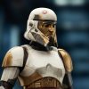 Star Wars: Ahsoka Premier Collection Szobor 1/7 Captain Enoch 28 cm