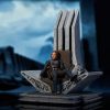 Star Wars: The Mandalorian Premier Collection Szobor 1/7 Bo-Katan Kryze on Throne 35 cm