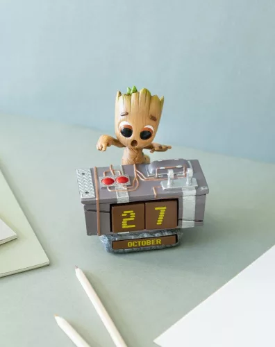 Marvel 3D Perpetual Calendar Groot Death Button 12 cm