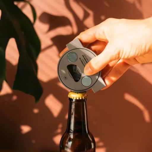 Jurassic Park Magnet with Bottle Opener 8 cm