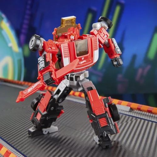 Transformers x Hot Wheels Collaborative Deluxe Class Action Figure GT-Scorcher 13 cm
