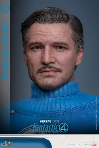 The Fantastic Four: First Steps Movie Masterpiece Action Figure 1/6 Mister Fantastic 30 cm