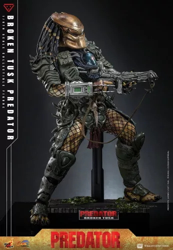 Alien vs. Predator Comic Masterpiece Action Figure 1/6 Broken Tusk Predator 35 cm