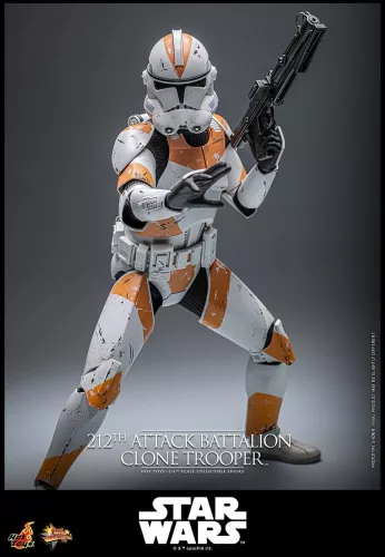 Star Wars: The Clone Wars Action Figure 1/6 212th Attack Battalion Clone Trooper 30 cm
