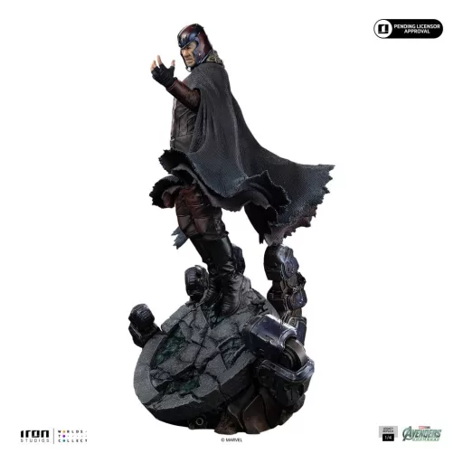 Avengers: Doomsday Legacy Replica Statue 1/4 Magneto 70 cm