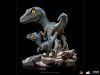 Jurassic World Dominion Mini Co. PVC Figura Blue and Beta 13 cm