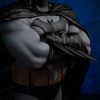 DC Comics Legacy Replica Szobor 1/4 Batman DC Trinity 60 cm