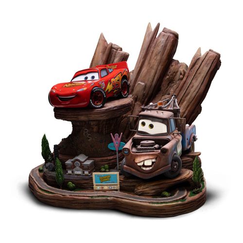 Cars Deluxe Art Scale Szobor 1/10 Lightning Mcqueen & Tow Mater 31 cm