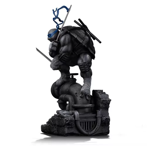 Teenage Mutant Ninja Turtles Art Scale Statue 1/10 Leonardo Black and White Variant 26 cm heo exclusive