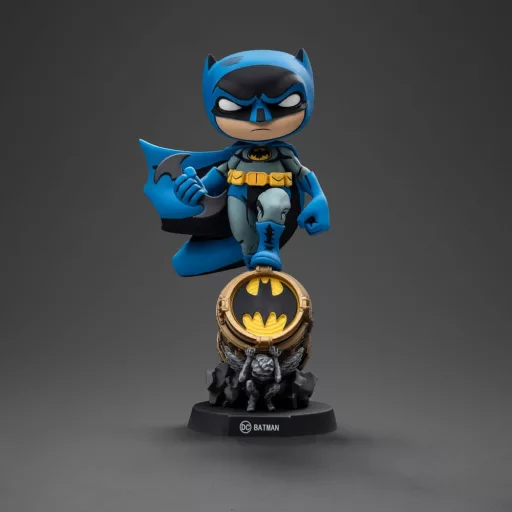 Batman Mini Co. PVC Figura Batman on Bat-Signal (Blue Variant) 15 cm