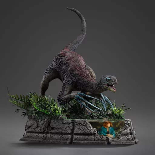 Jurassic World: Dominion Demi Art Scale Szobor 1/20 Therizinosaurus 29 cm