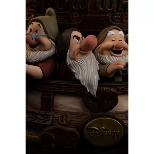 Snow White and the Seven Dwarves Art Scale Szobor 1/10 Snow White and Dopey Deluxe Edition 21 cm