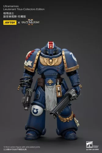 Warhammer 40,000: Space Marine 2 Figura Ultramarines Lieutenant Titus Collectors Edition 13 cm