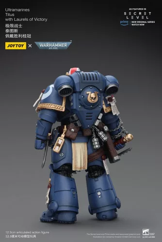 Warhammer 40,000 Action Figure Ultramarines Titus with Laurels of Victory 13 cm