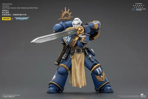 Warhammer 40,000 Action Figure Ultramarines Levantus with Power Sword, Stormshield and Bolt Pistol 13 cm