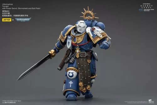 Warhammer 40,000 Action Figure Ultramarines Torvald with Power Sword, Stormshield and Bolt Pistol 13 cm