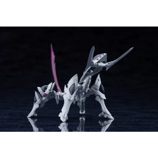 Arcanadea Plastic Model Kit XenoAlma Legiant 8 cm