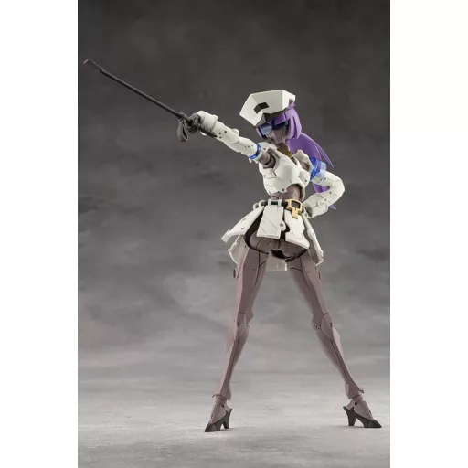 Megalomaria Unlimited Universe Plastic Model Kit Vanguard Leader 16 cm
