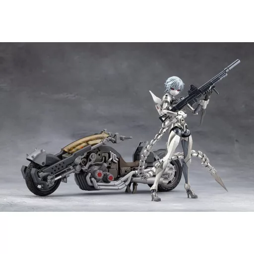 Megalomaria Unlimited Universe Plastic Model Wreckage Hunter 25 cm