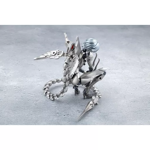 Megalomaria Unlimited Universe Plastic Model Wreckage Hunter 25 cm