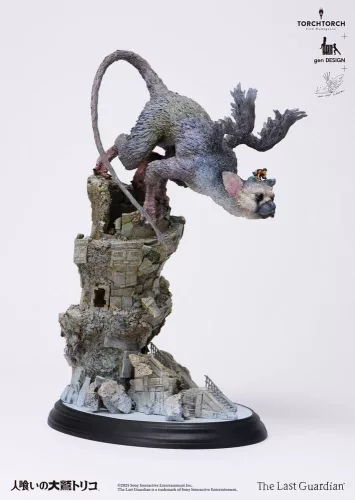 The Last Guardian Art Statue Trico by Akishi Ueda 50 cm