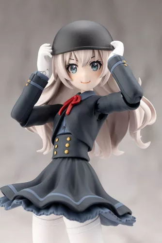 Sousai Shojo Teien Plastic Model Kit 1/10 Emma Koishikawa Nocturne with Honda AB12 Motocompo 14 cm