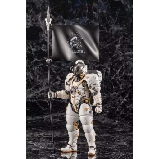 Kojima Productions Plastic Model Kit Ludens 19 cm