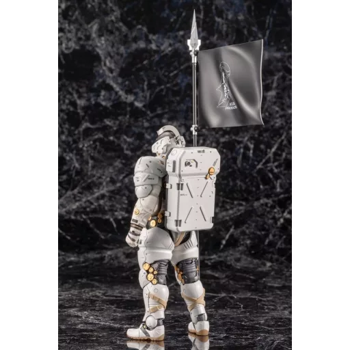 Kojima Productions Plastic Model Kit Ludens 19 cm