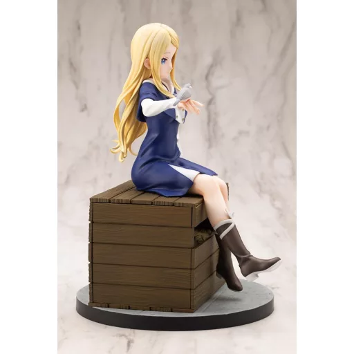 Sasaki and Peeps PVC Statue 1/7 Elsa 19 cm