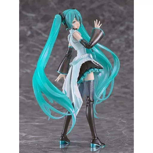 Character Vocal Series 01: Hatsune Miku Plamatea Plastic Model Happy 16th Birthday Ver. 16 cm