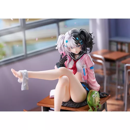 Snowbreak: Containment Zone PVC Figure 1/7 Eatchel - The Cub [Overdue Radiance] 23 cm